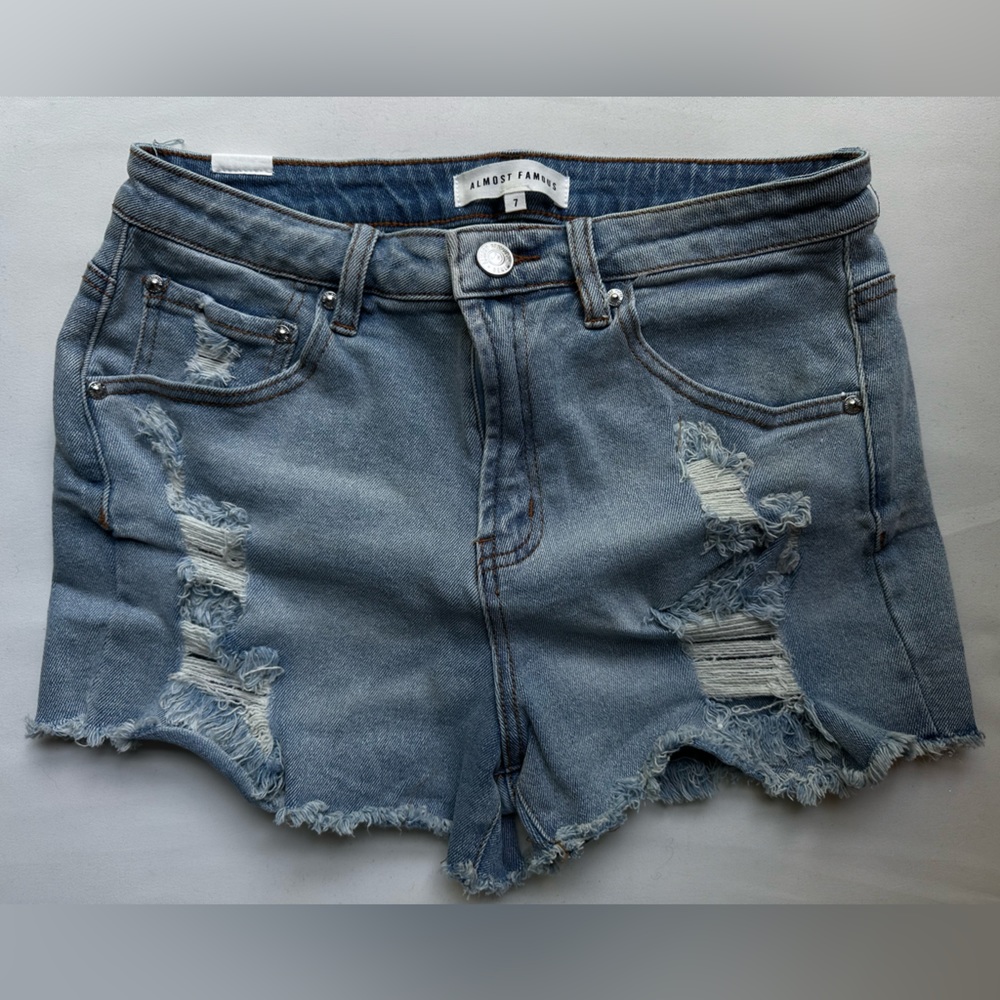 Almost Famous Medium wash jeans